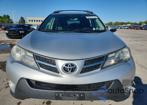 2013 Toyota Rav4 Limited z USA, uszkodzony, nr VIN 2T3DFREV3DW031432